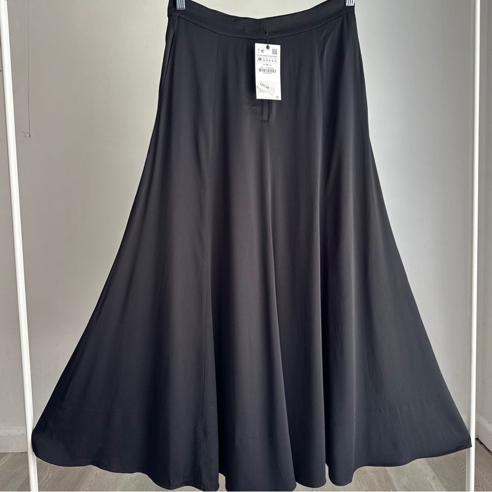 Zara Flowy Skirt Limited Edition Black New - Picture 4 of 5